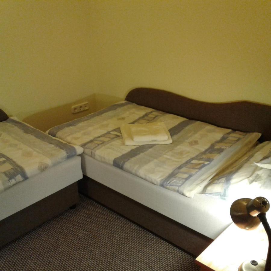 Molnar Apartman Heviz Luaran gambar